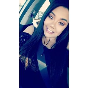 Meet your Posher, Karla